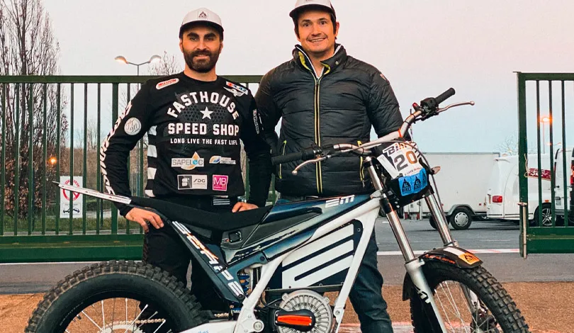 Romain Barberger et Jéremie Bellet le boss de Lithuim Bikes escape electric moto doop