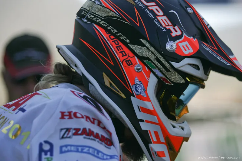 casque mika Ahola chmapion du monde E3 2011