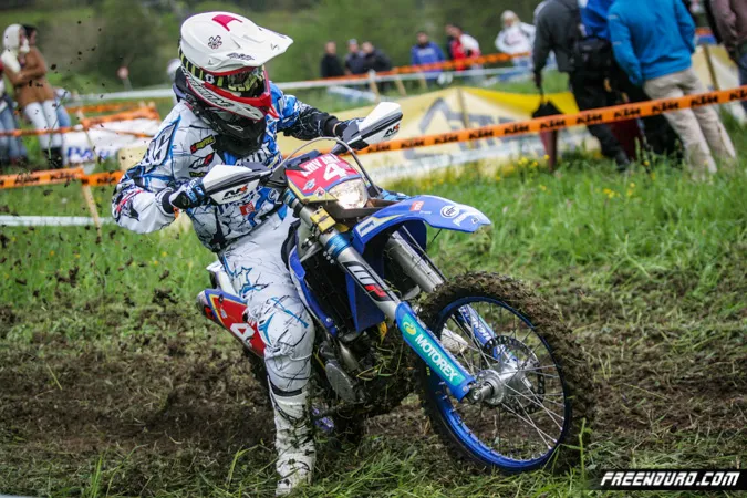 Pela lors du SuperTest en Espagne Pela Renet en glisse