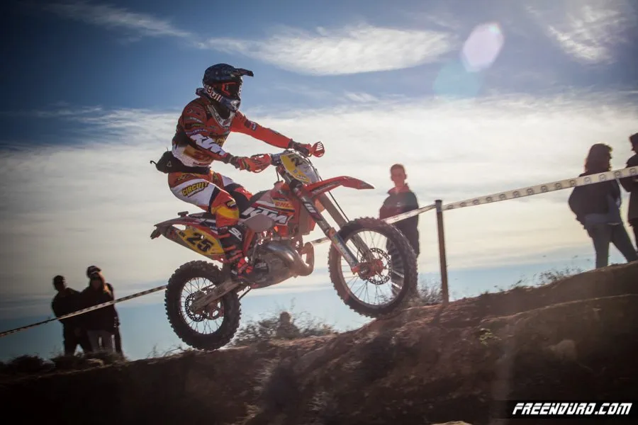Ivan Cervantes pilote moto enduro KTM 300 exc 