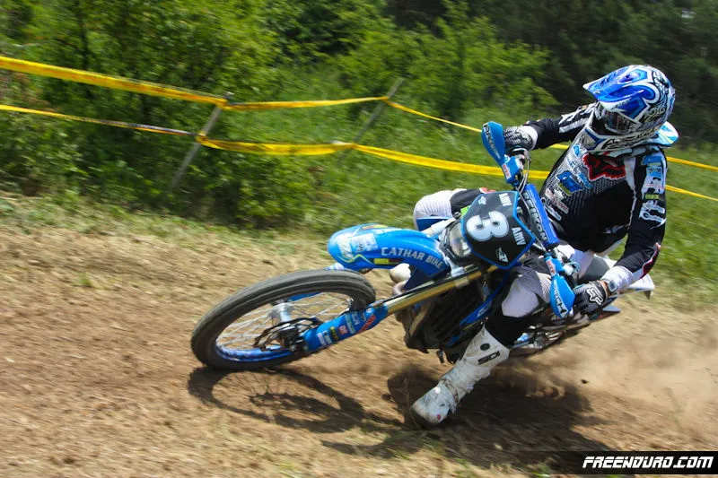 Photos Julien Gauthier pilote moto enduro TM France