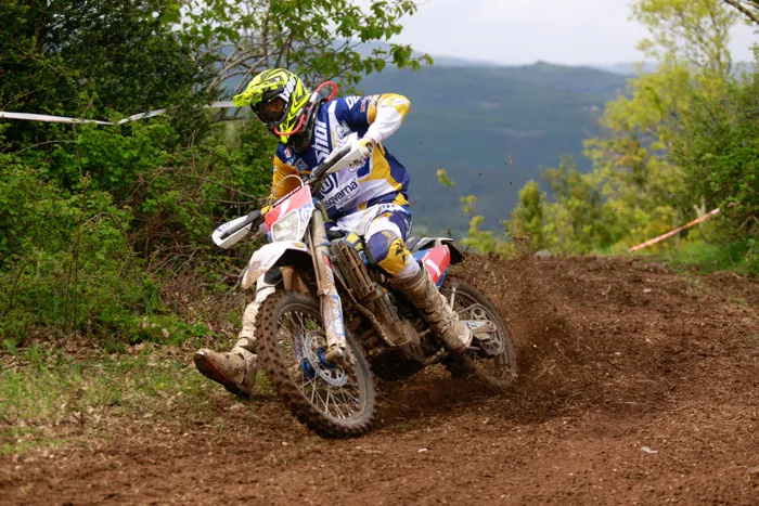 Pela Renet Pilote Husqvarna enduro 2