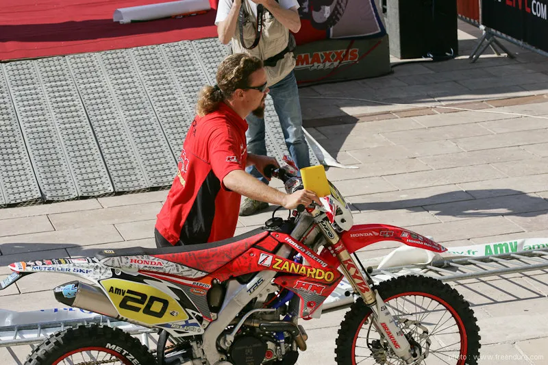 parc fermé moto Ahola 2011