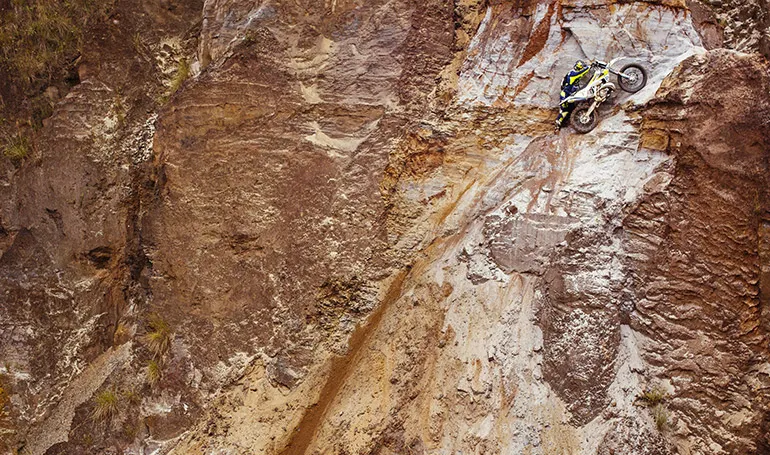 graham.jarvis enduro rider husqvarna