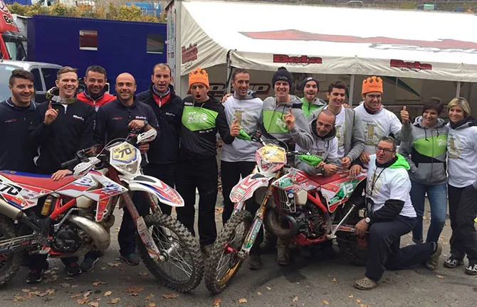 2 Britanniques champion du monde d'enduro 2017 (Holcombe #70 et Freeman #12) et tous les 2 avec Beta holcombe freeman beta enduro champ