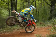 Essai enduro : Honda 250 et 450 CRF R enduro Essai enduro : Honda 250 et 450 CRF R enduro