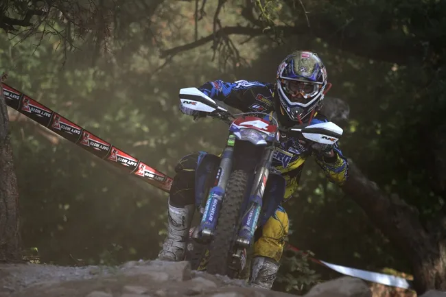 Pela cinquième du championnat de France E2 2011 avec la Husaberg Pela Renet cinquième du championnat de France E2 avec la 450 Husaberg
