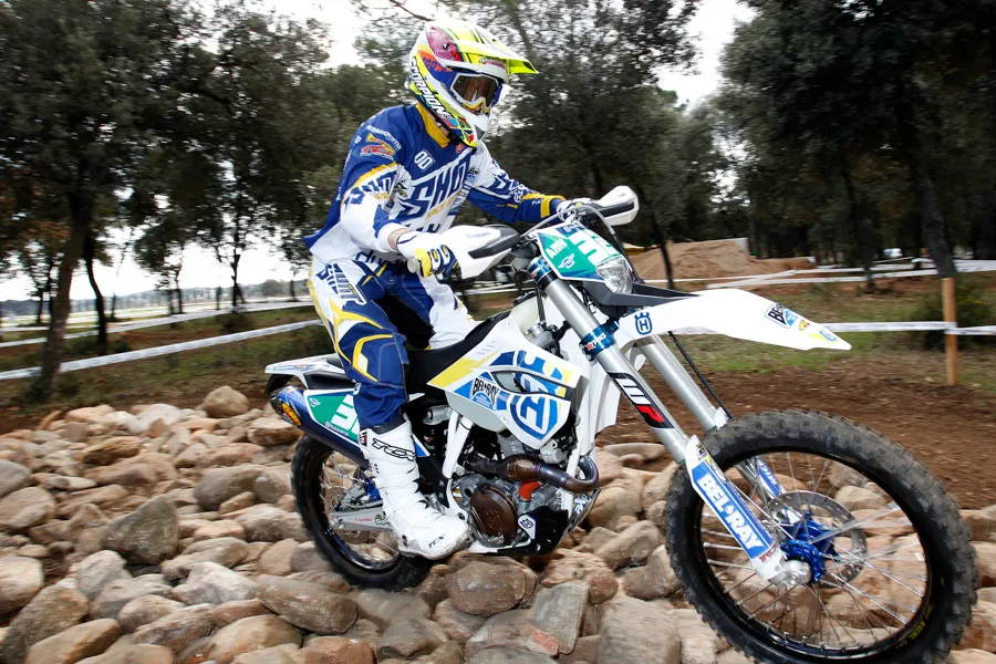 Après une très belle année 2013 , Loic Larrieu va tenter d'aller chercher le titre en Junior Loic Larrieu pilote Husqvarna Factory Team 2014