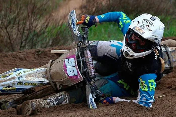 Jane Daniels pilotes féminine enduro Husqvarna