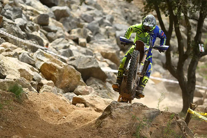 Jeremy Tarroux (2/1) après Le Luc prend la tête du provisoire jeremy tarroux enduro france leluc