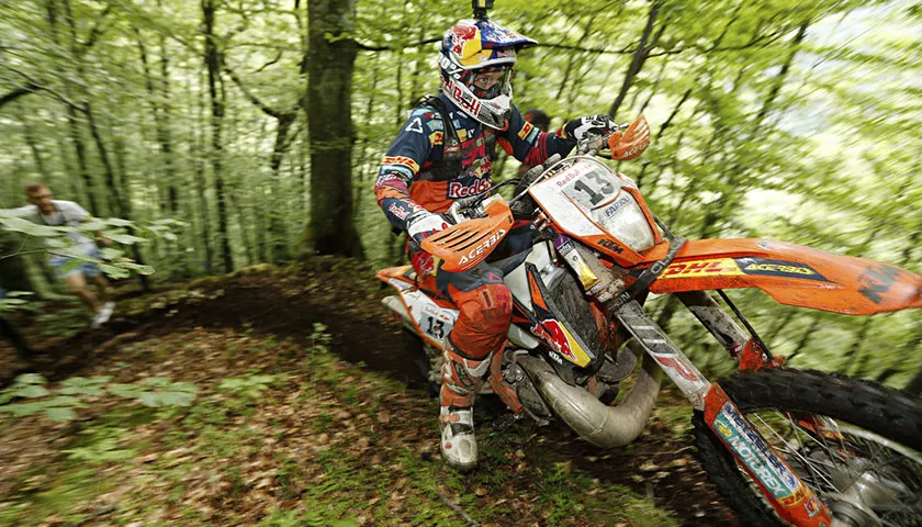 Walker lors de la Red Bull Romaniacs 2017 jonny walker red bull romaniacs 2017