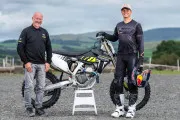 Jonny Walker rejoint le Triumph enduro Racing team 