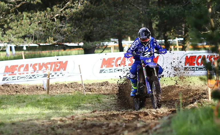 Julien Gauthier (Yamaha – B2R) signe ce soir sa 5ème victoire en catégorie E1 julien Gauthier st agreve j2