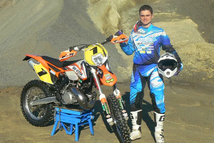 Julien Jagu pilote enduro