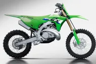 Nouveauté – Kawasaki KX 327X 2027 : Le retour fracassant du 2-temps japonais  avec en bonus une version cross-country!