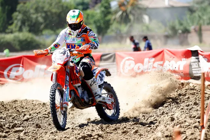 Laia SANZ première course abec KTM et première vicoite ! Laia SANZ