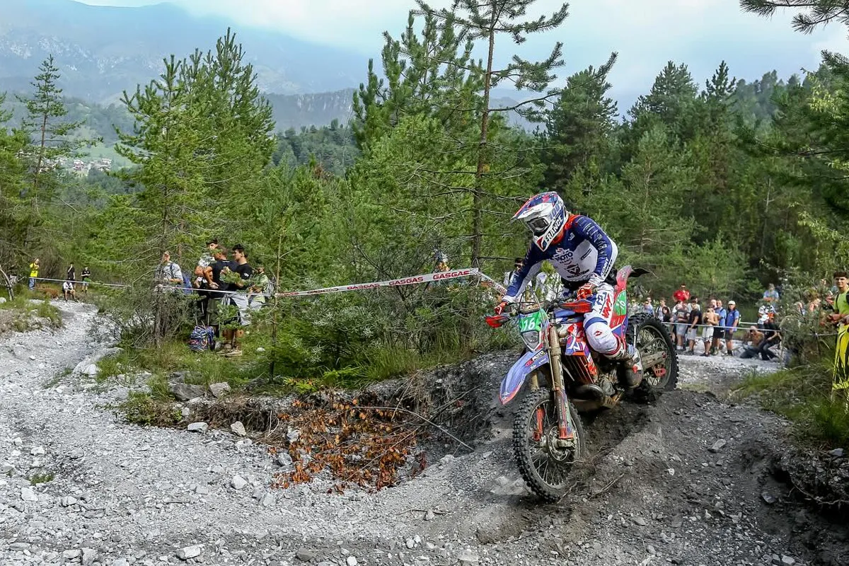 leo joyon ISDE 202J4
