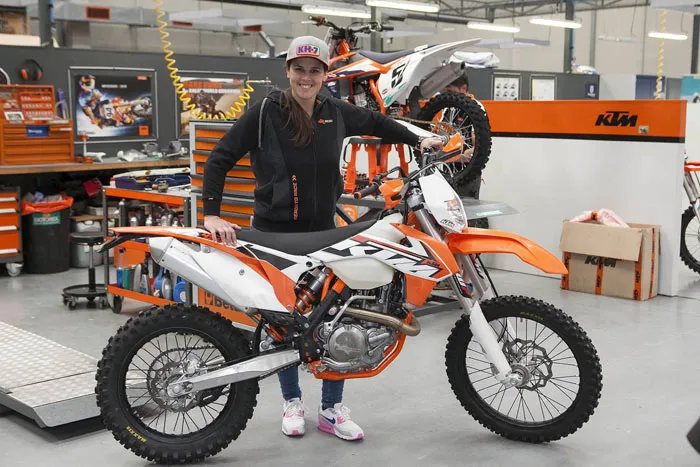 Laia sanz pilote enduro féminine Laia Sanz rejoint KTM Farioli