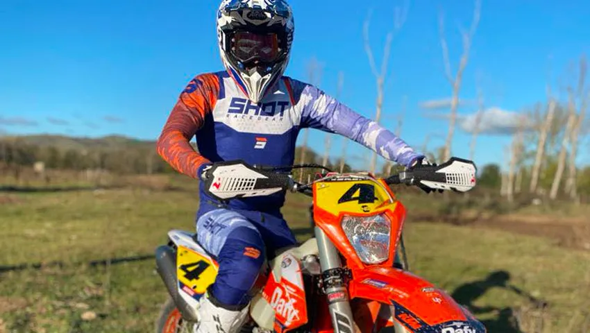 Loïc Larrieu pilote KTM 500 exc-f enduro Frace 