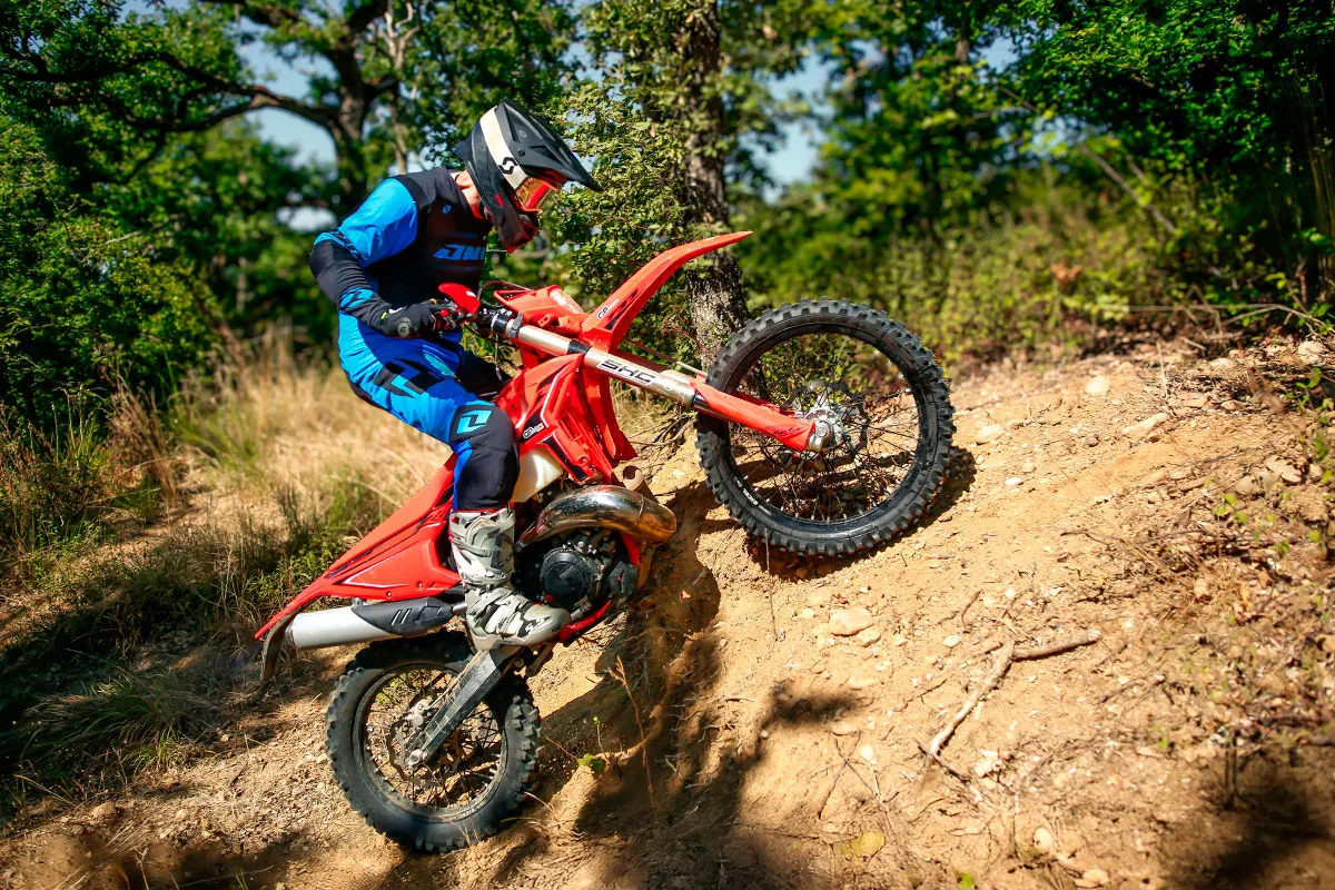 marche pilote frenduro test pneu xgrip