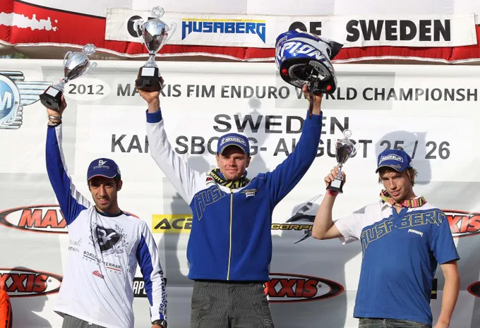 Belliono domine de la tête et des épaules la cétgorie Junior Bellino pilote husaberg enduro