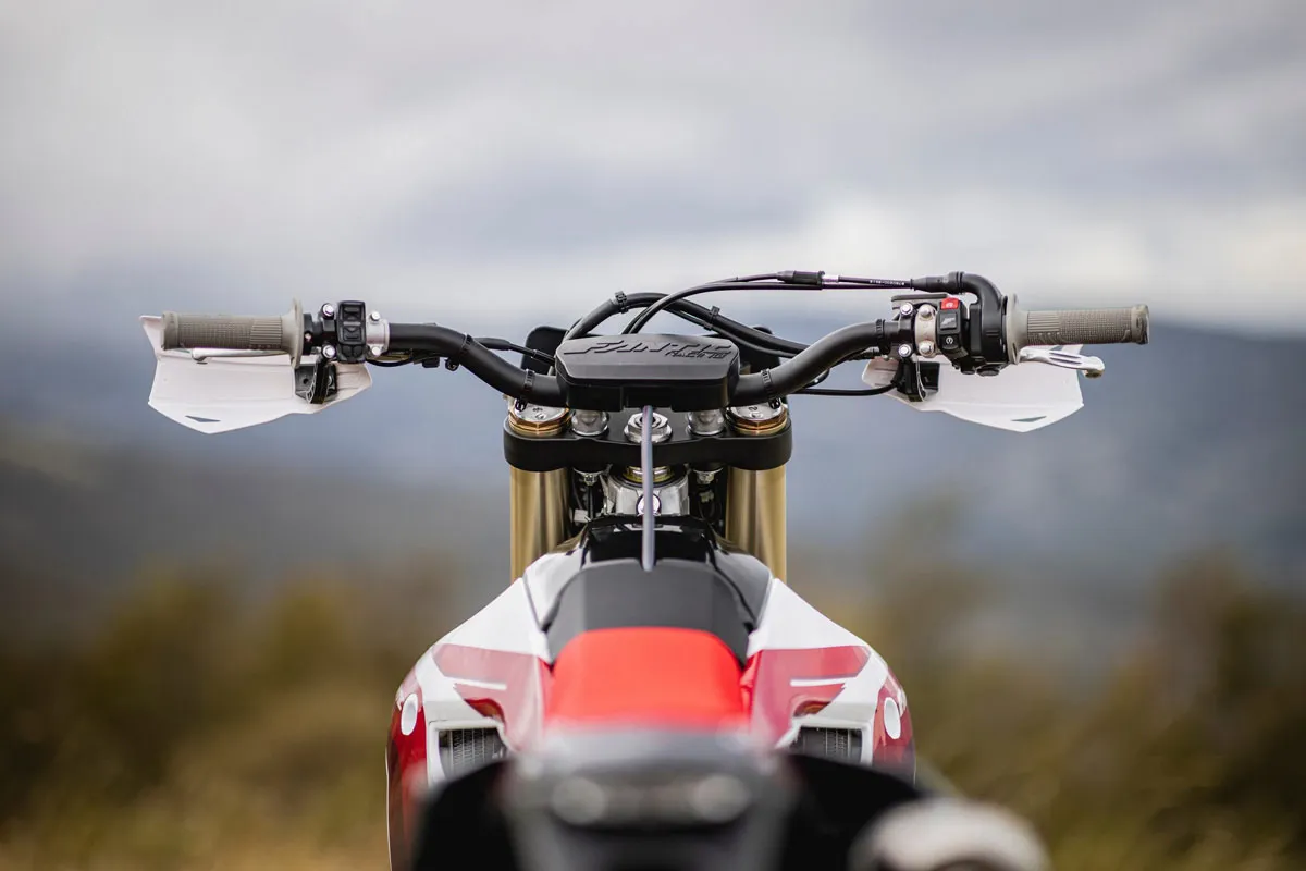 moto Fantic 300 XE 2t 2024 enduro