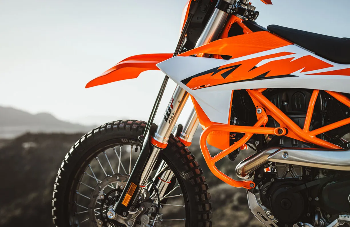 motos KTM 690 enduro R 2026 photo 16