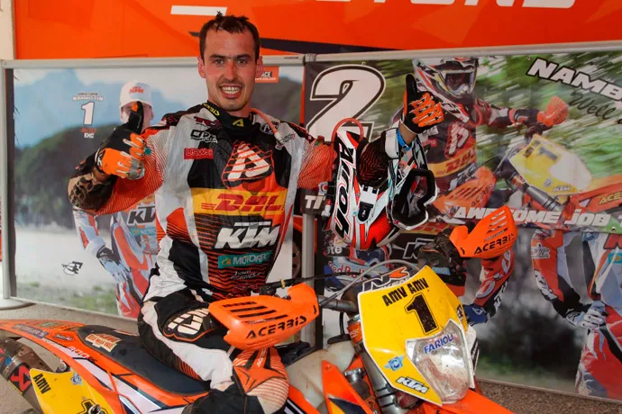 Nambotin : second titre mondial E3 consécutif ! photo: J; Edmunds / KTM Nambotin avec la nouvellee tenur moto Acerbis 2014