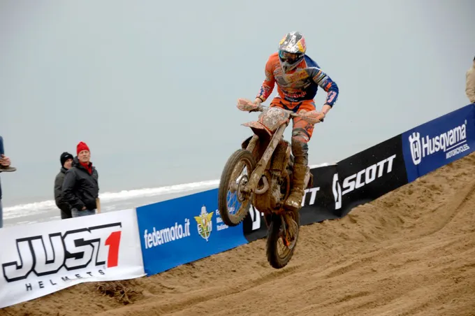 nathan watson pilote enduro kTM Fariaoli