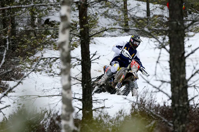A peine 1 semaine après la fin de saison de SuperEnduro, Pascal Rauchennecker enchaîne avec une belle 3ème place en Enduro2 pascal.rauchenecker enduro2 fin