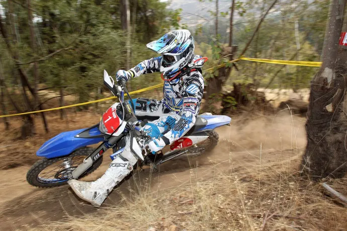 Comme en 2013 Pela cette année portera le N°1 et défendra son titre en E2 Pela Renet mondial enduro au chilie 2015