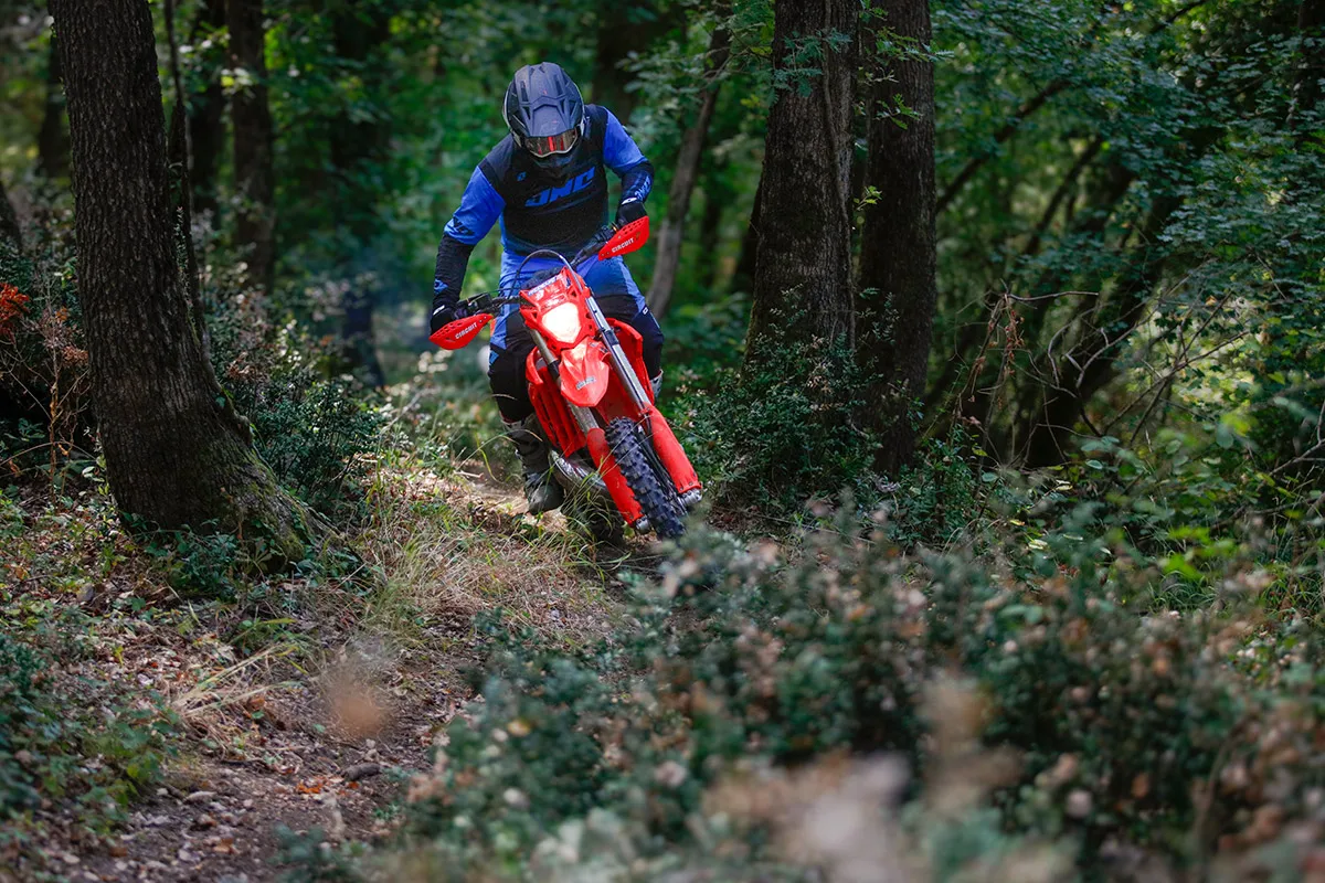 pilote frenduro test pneu x grip