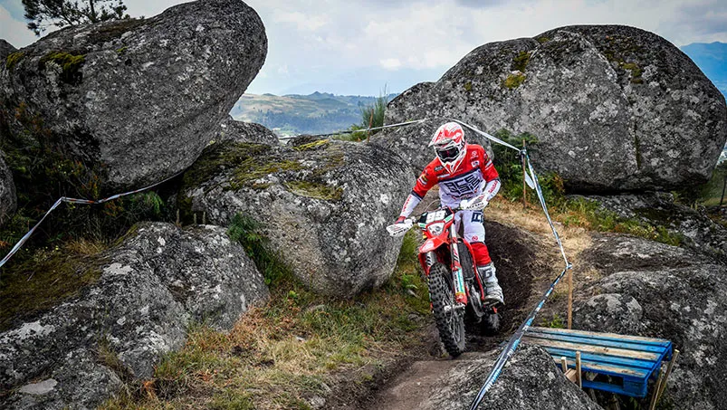 Pilote moto Gasgas Enduro FIM