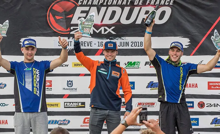 Podium Junior E1 : Antoine Magain :1 / Théo Espinasse : 2 / Matthew Vanoevelen : 3 podium junoir e1 st agreve 2018
