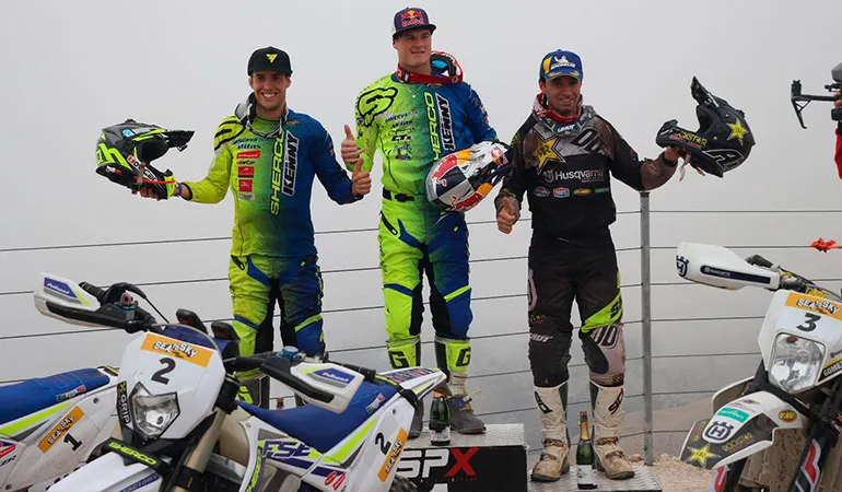 1:Young, 2: Roman, 3: Gomez - poto : Alkım Saraç Photography podium sea to sky 18 hard enduro