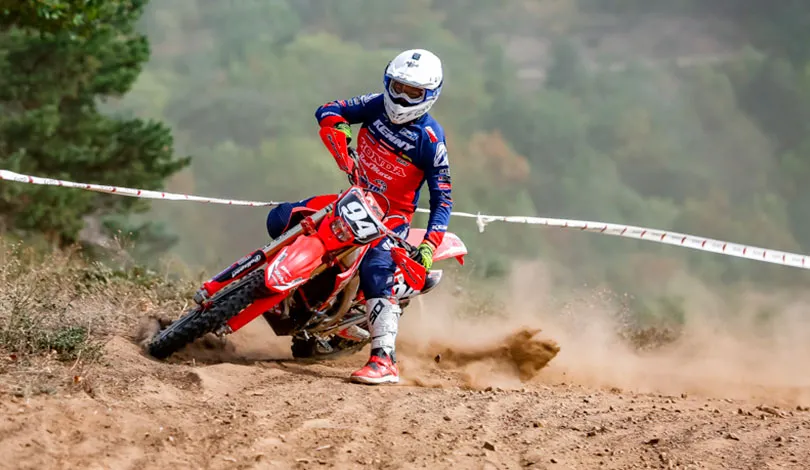 fin de saison en fanfare pour Rodrig Thain qui s'impose à 2 reprises ce weekend rodrig thain honda langeac 2019 J2