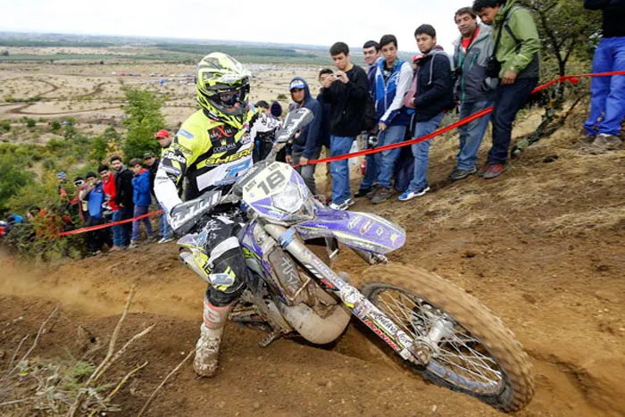 Matti Seistola avec 2 journée de folie ( 2/1) pointe en tête du E3 Matti Seistola pilote enduro Sherco à Talca
