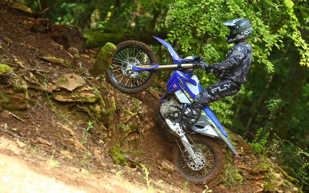 Pilote enduro teste la sherco 300SEF enduro 2025