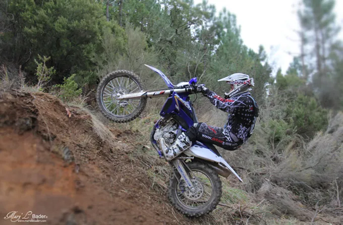 En plein entrainnement pour le SuperEnduro de Tours avec la Sherco 250 IE Entrainnement moto franchissement