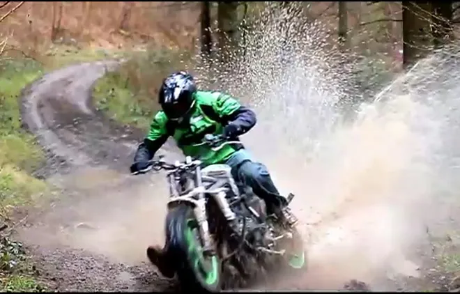 Speed triple enduro