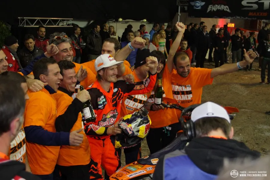 En alignant Webb, Walker et Blazusiak , KTM affiche clairement ses intientions et veut reconquérir le titre mondial Taddy Blazusiak KTM superenduro Cahors 2015