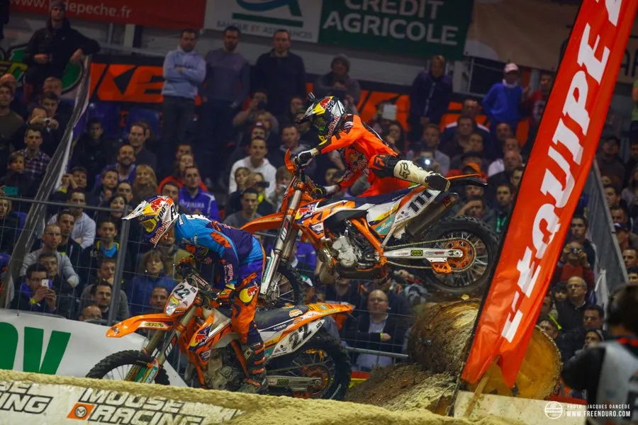 photo super enduro : Jonny Walker et Taddy Blazusiak 