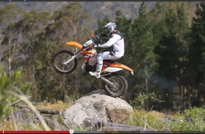 la 300 exc 2013 en action moto KTM 300 exc 2013 en action