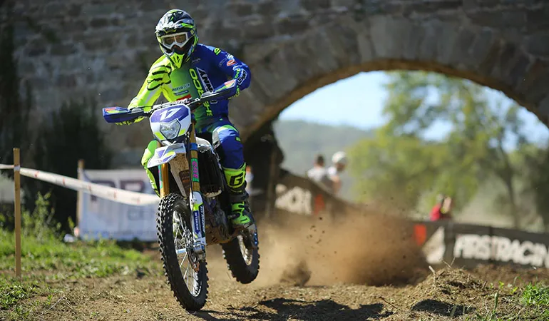 Théo Espinasse theo espinasse champion enduro sherco