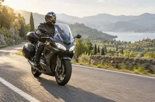 Deux-roues : Allianz pose ses repères sur les niveaux tiers, intermé...