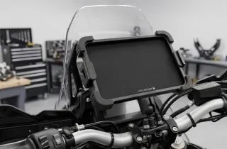 Comment fixer sa tablette durcie moto pour l...