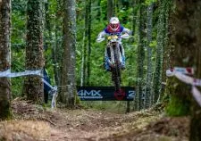 Résultats CDF Enduro Peyrat-le-Château 2026 J1 : Théo Espinasse dans le Limousin