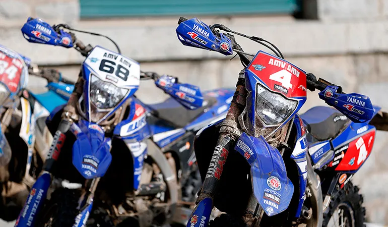 yamaha enduro stop