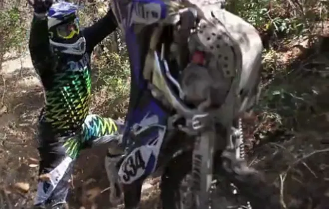 Vidéo enduro crash